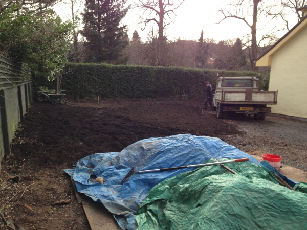 Garden driveway and lawn area beginning to take shape