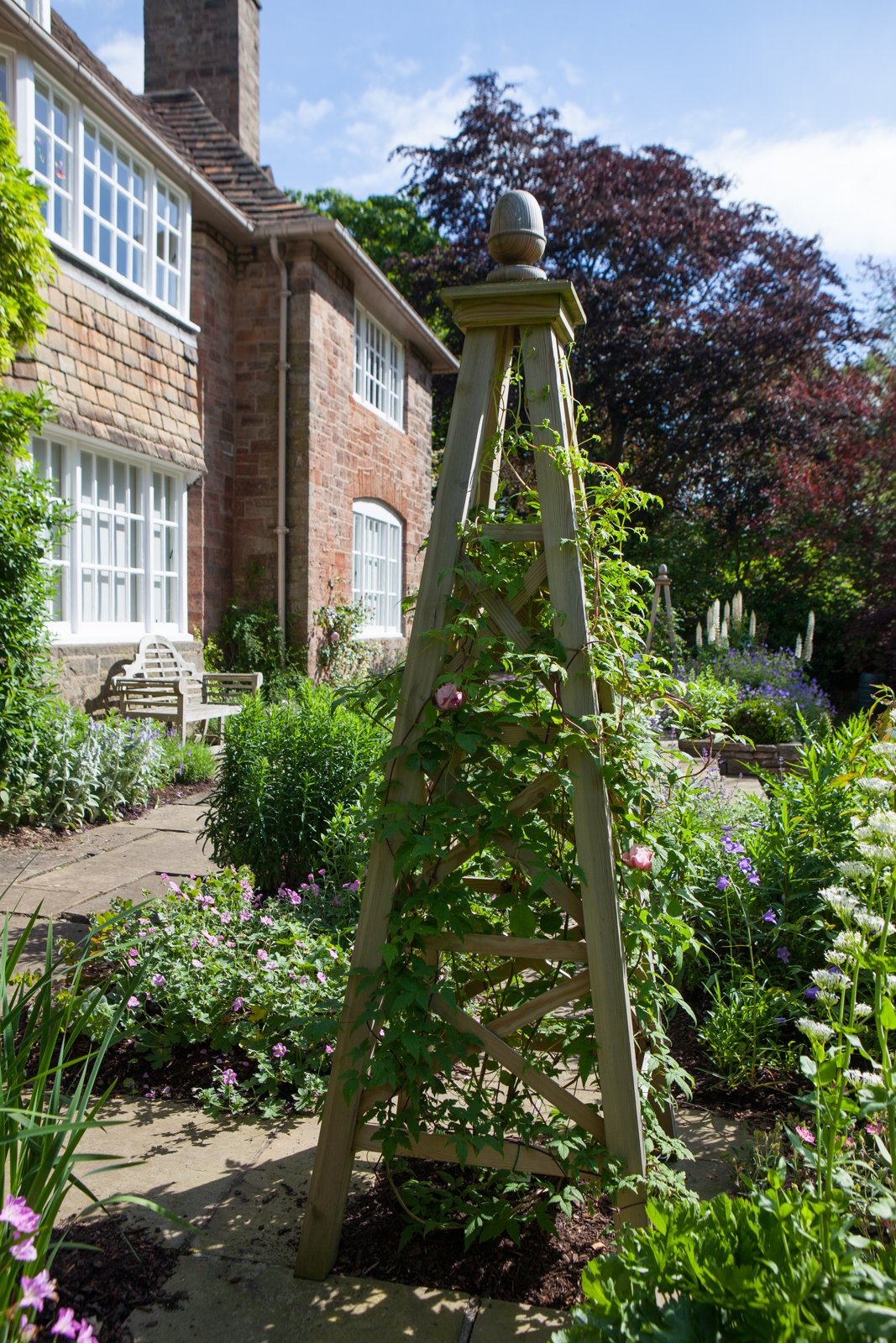 An Arts and Craft Terrace garden